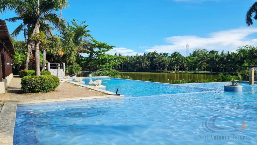 San Antonio Resort Roxas Zewnętrze zdjęcie